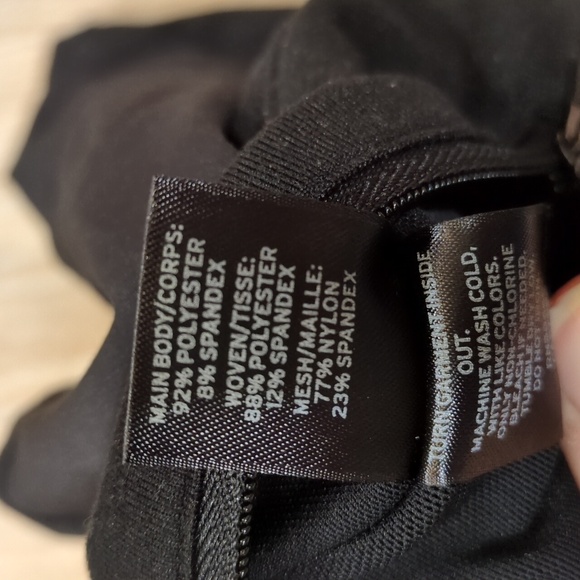 ❤️💙⚡️🌟⚫Zella Black Athletic Skort with Built-In Shorts Women's size XL❤️💙⚡️🌟 - Picture 10 of 10